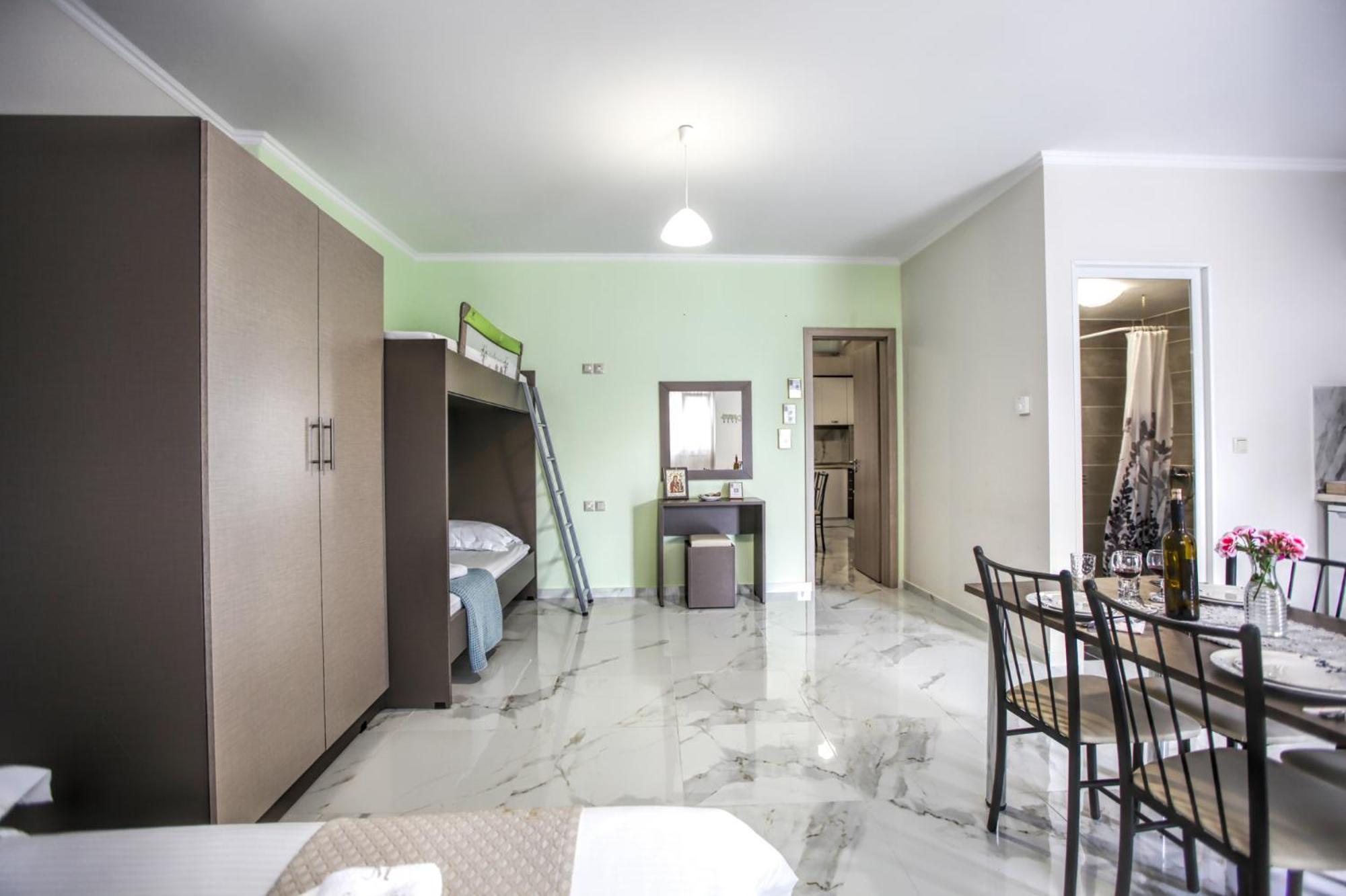 Del Sol #2 Meteora Luxurious Family Suites Kalambaka Extérieur photo