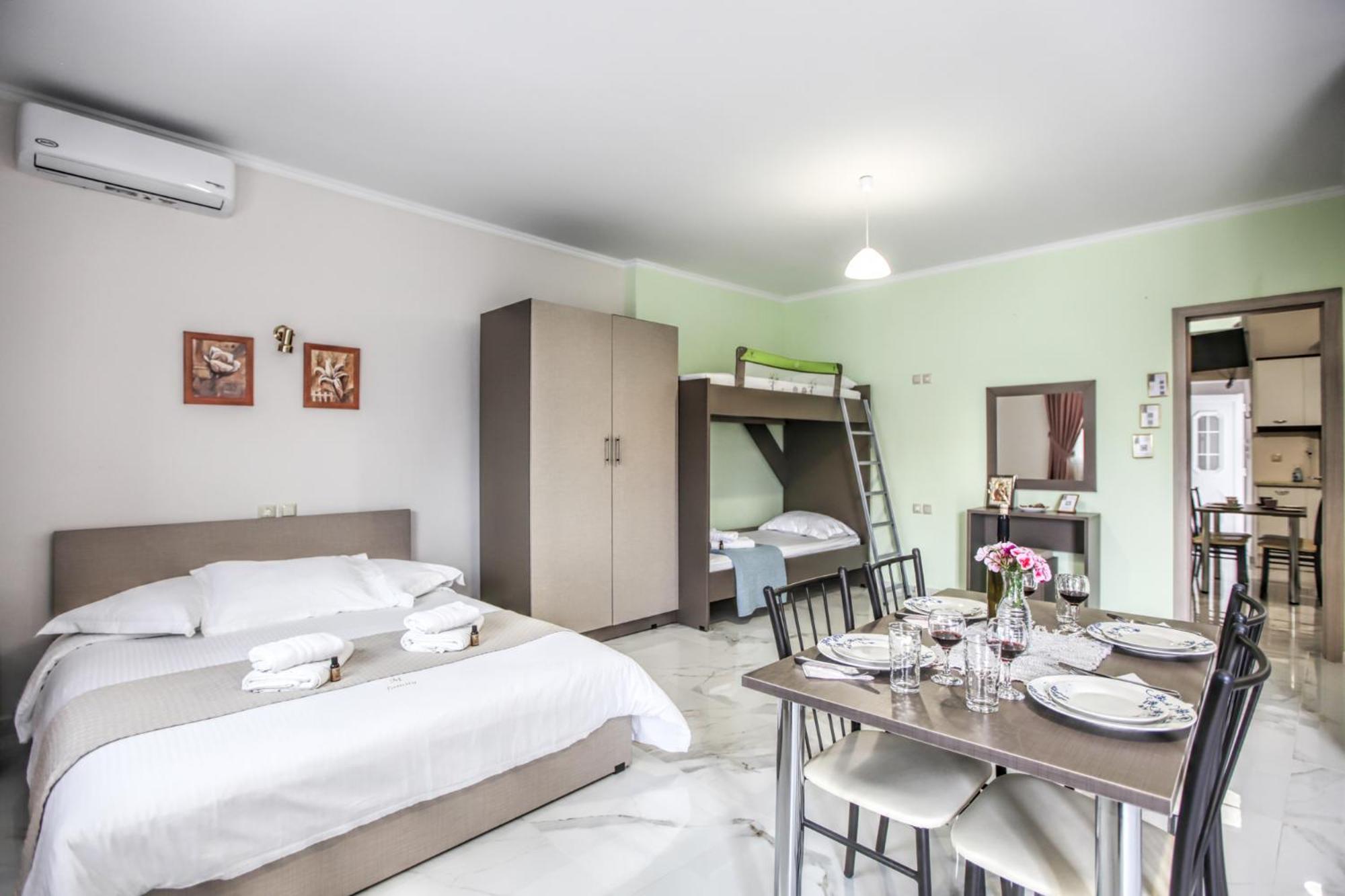 Del Sol #2 Meteora Luxurious Family Suites Kalambaka Extérieur photo